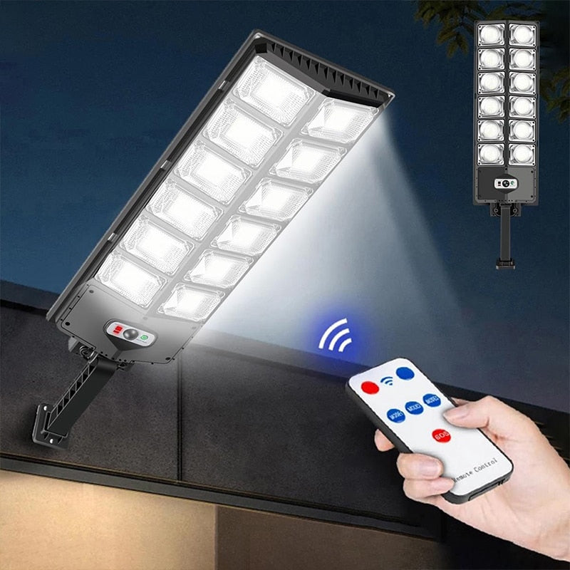 150W - Solar Street Light 15000 Lumens